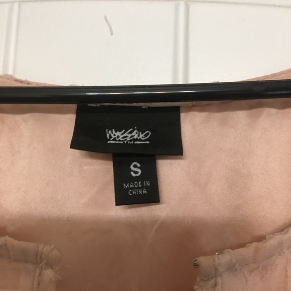 Gorgeous dress perfect for any occasion! - Picture 3 of 4